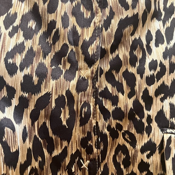 🔥 PRICE DROP 
Anne Klein New w/Tags 2-piece SILK Leopard print jacket n’ skirt - Picture 5 of 11